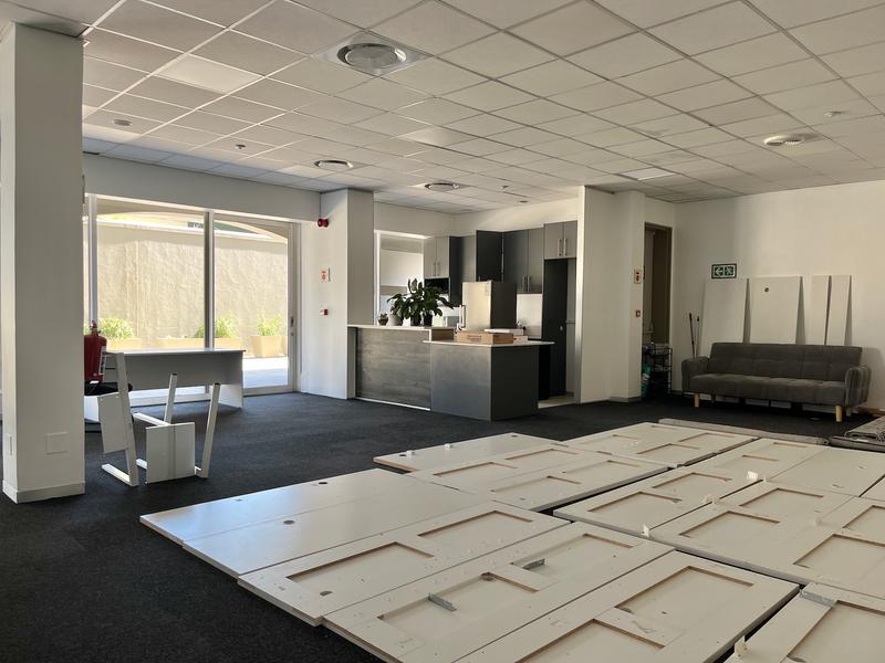 To Let Commercial Property for Rent in Claremont Western Cape
